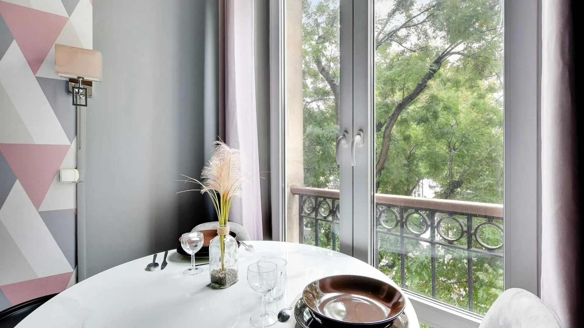 Republique - Magenta Apartment Paris
