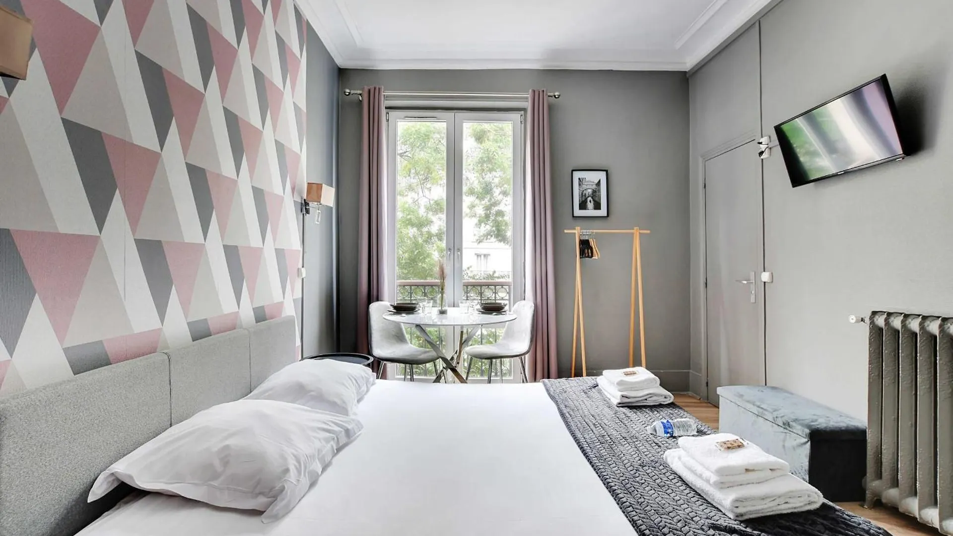 Republique - Magenta * Paris