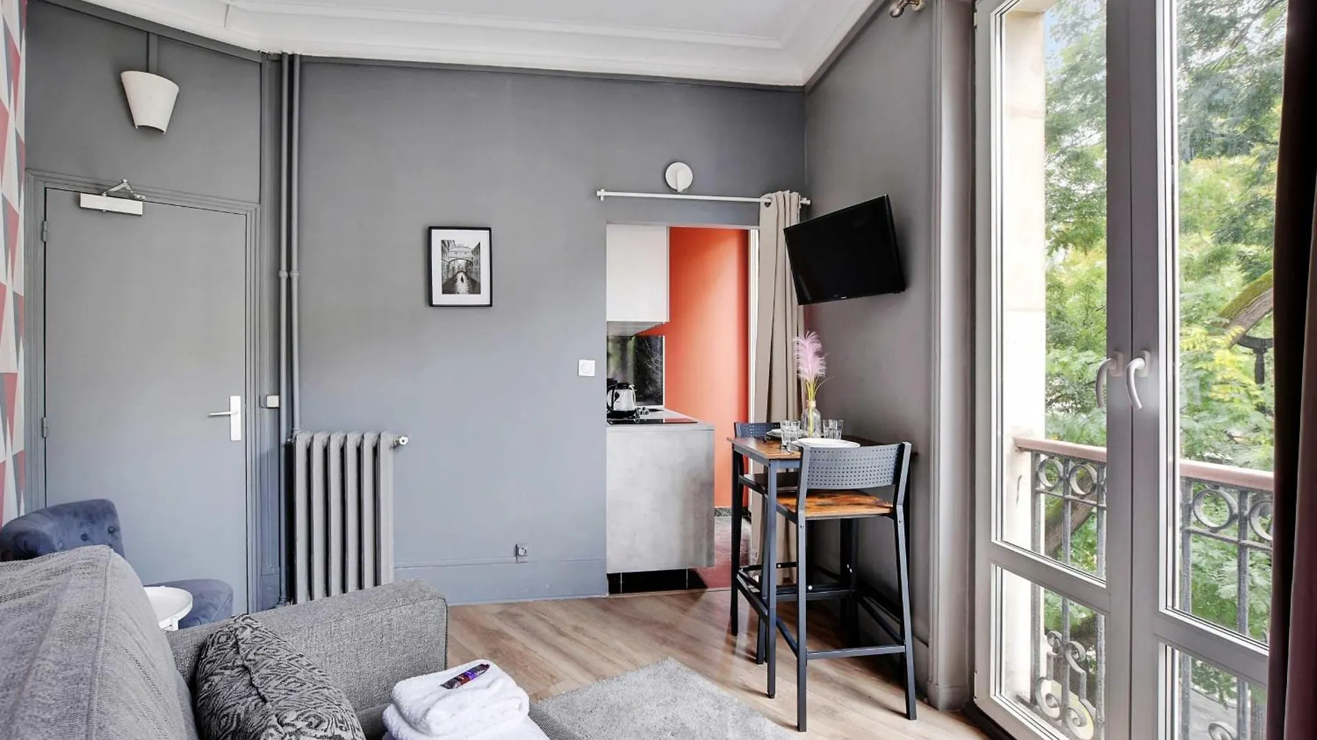 Republique - Magenta Apartment Paris